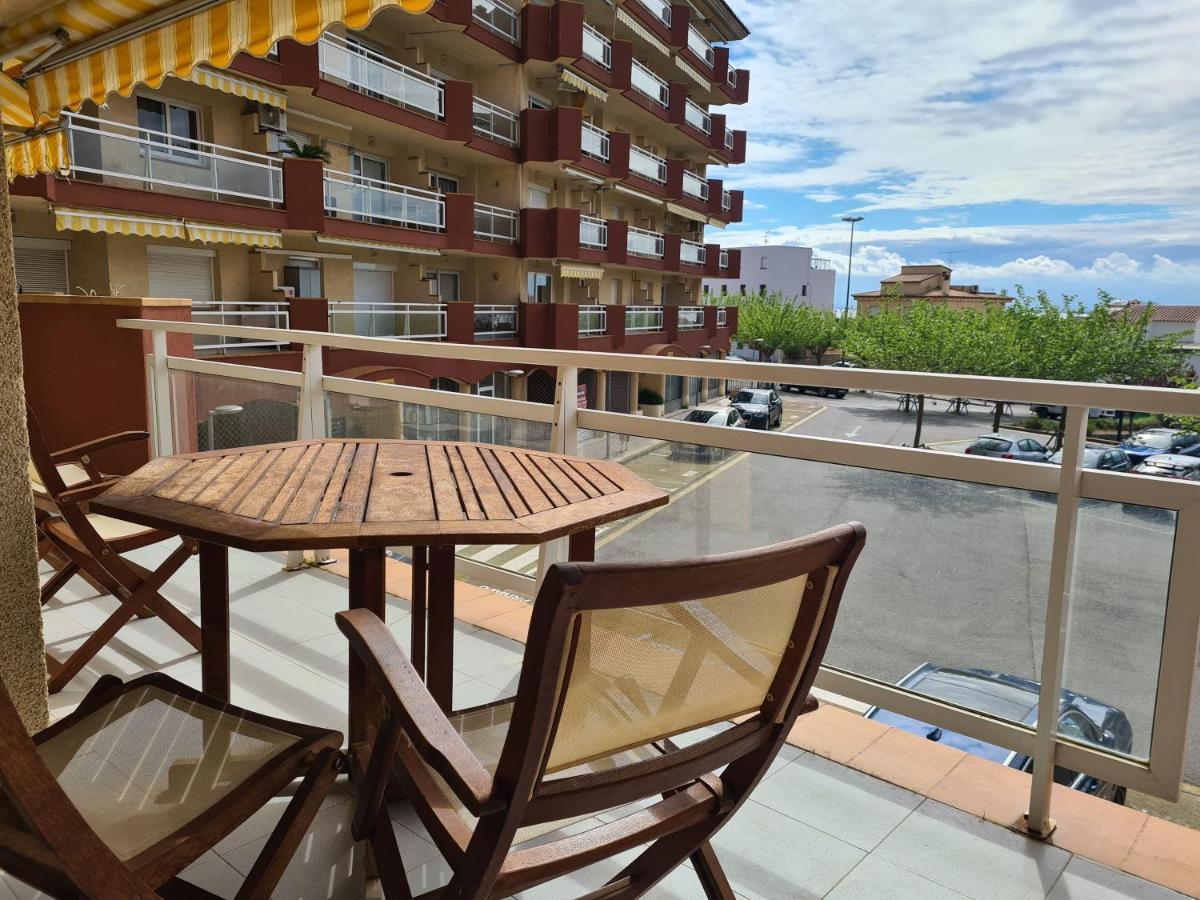 Acogedor Apartamento Vistas Al Mar Росас Экстерьер фото
