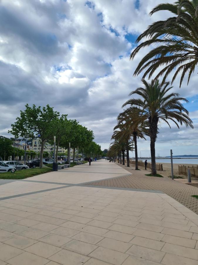 Acogedor Apartamento Vistas Al Mar Росас Экстерьер фото